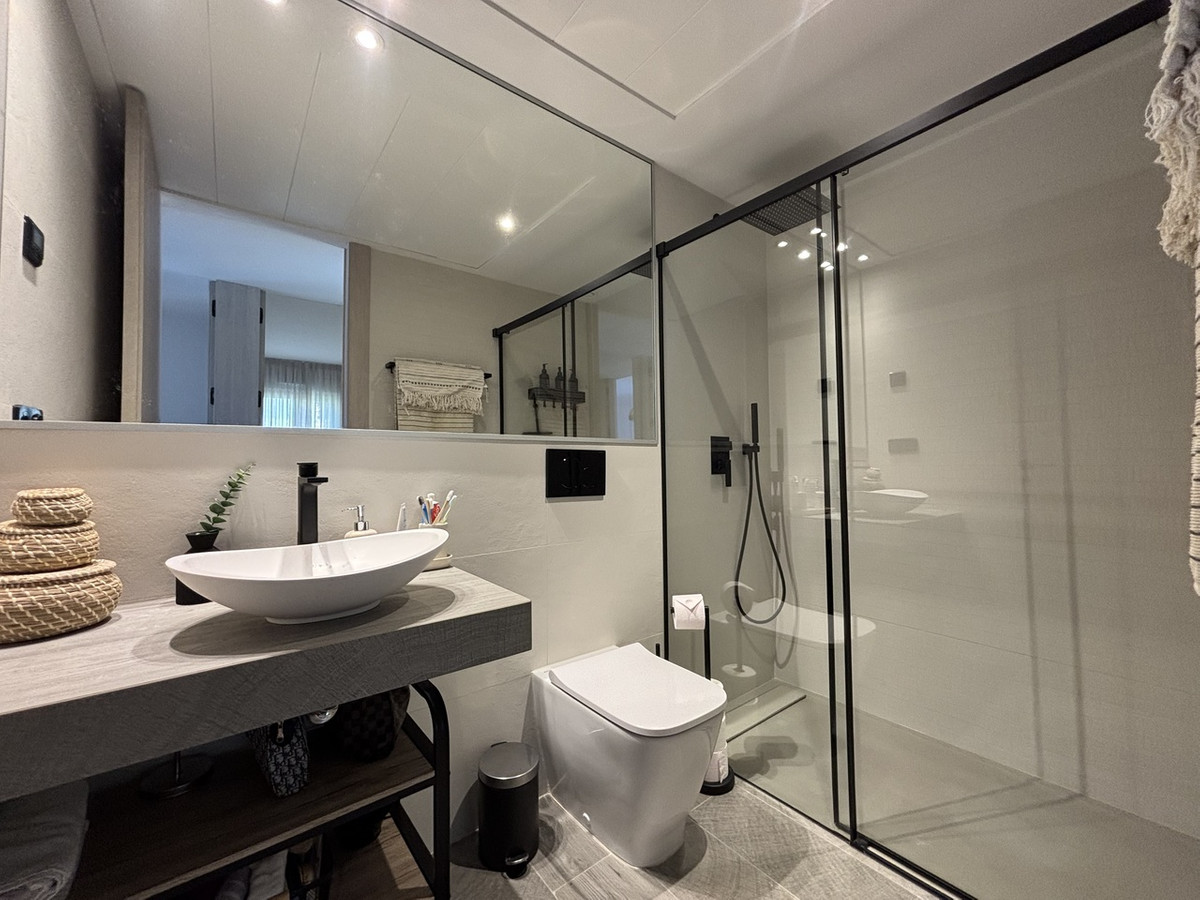 Se vende Apartamento Planta Baja de 3 dormitorios en Costa Blanca, Alicante, España