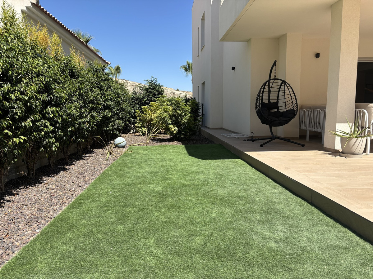Se vende Apartamento Planta Baja de 3 dormitorios en Costa Blanca, Alicante, España