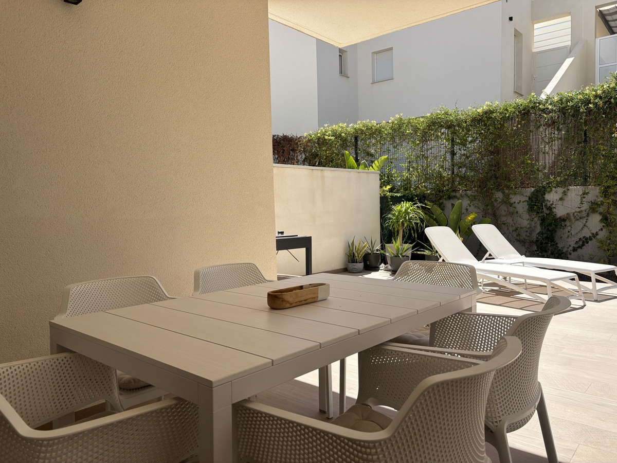 Se vende Apartamento Planta Baja de 3 dormitorios en Costa Blanca, Alicante, España