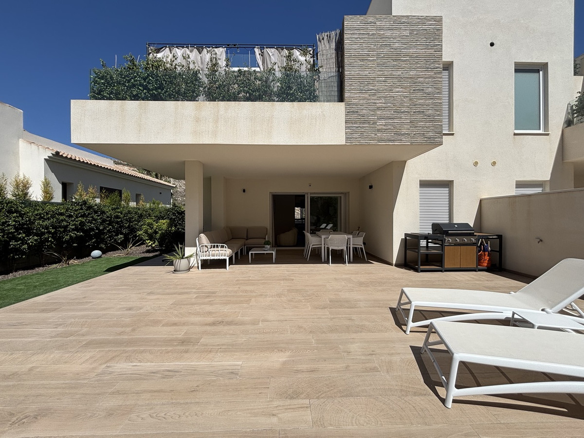 3 Bed Apartment for sale in La Finca Golf Costa Blanca, Alicante, Spain