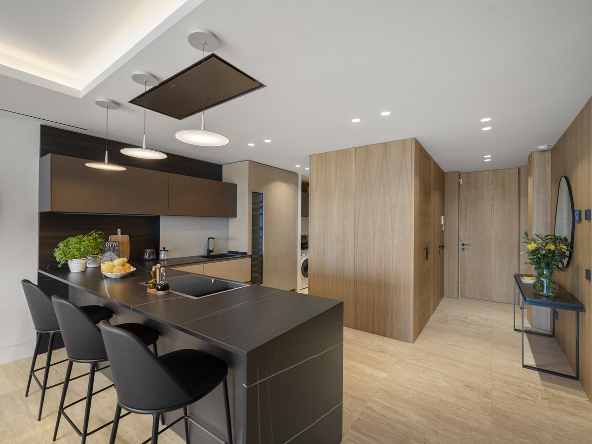 2 Bed Apartment for sale in Estepona Costa Del Sol, Málaga, Spain