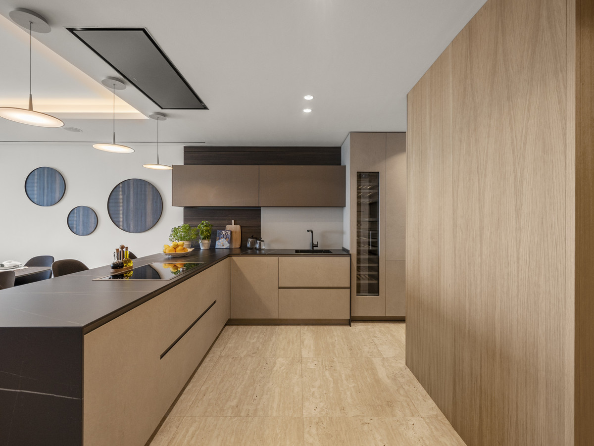 2 Bed Apartment for sale in Estepona Costa Del Sol, Málaga, Spain
