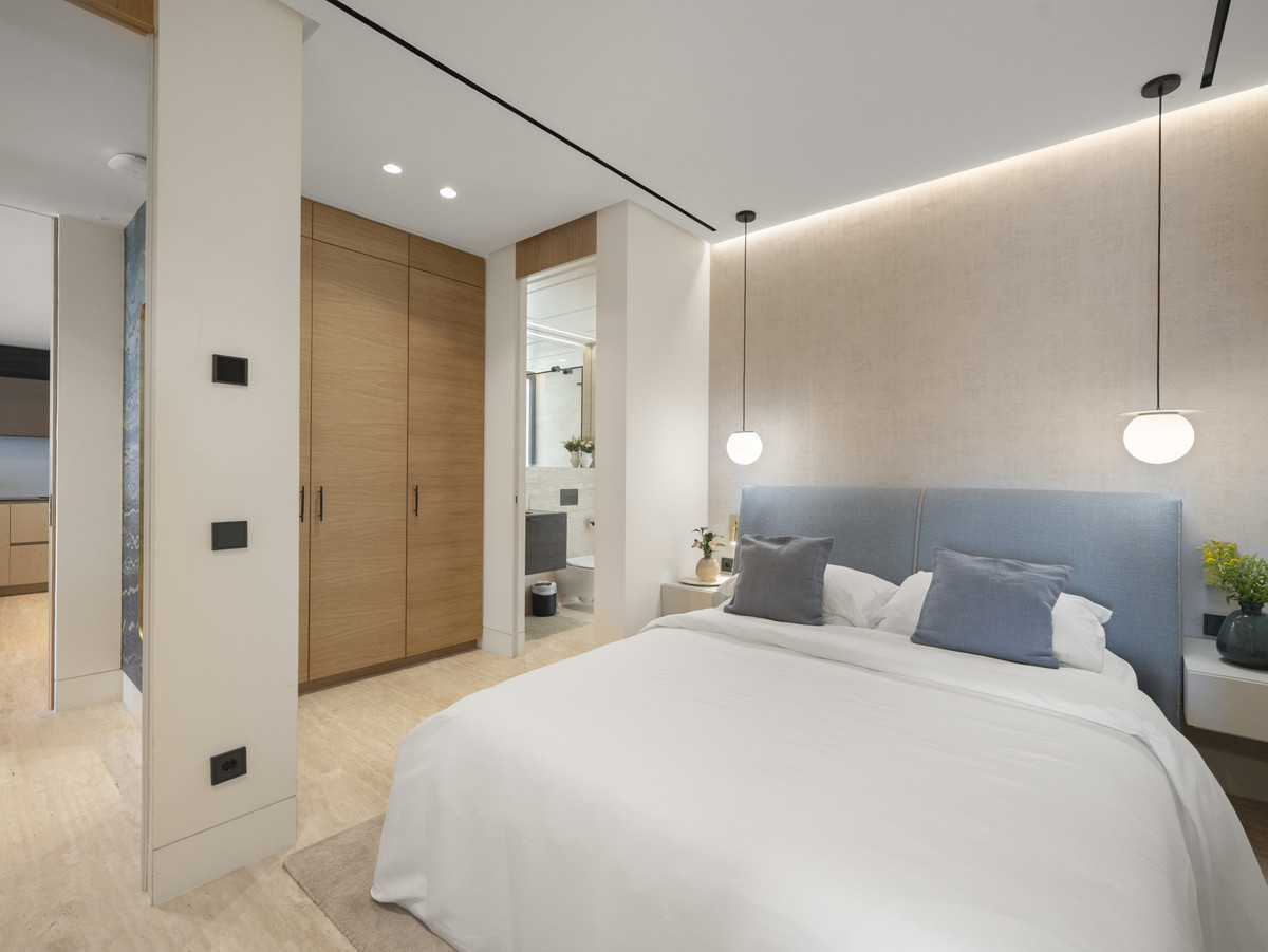 2 Bed Apartment for sale in Estepona Costa Del Sol, Málaga, Spain