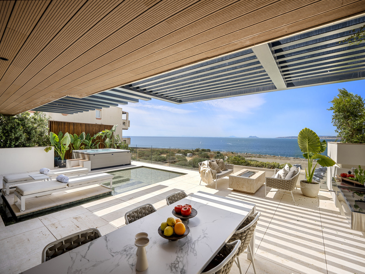 2 Bed Apartment for sale in Estepona Costa Del Sol, Málaga, Spain