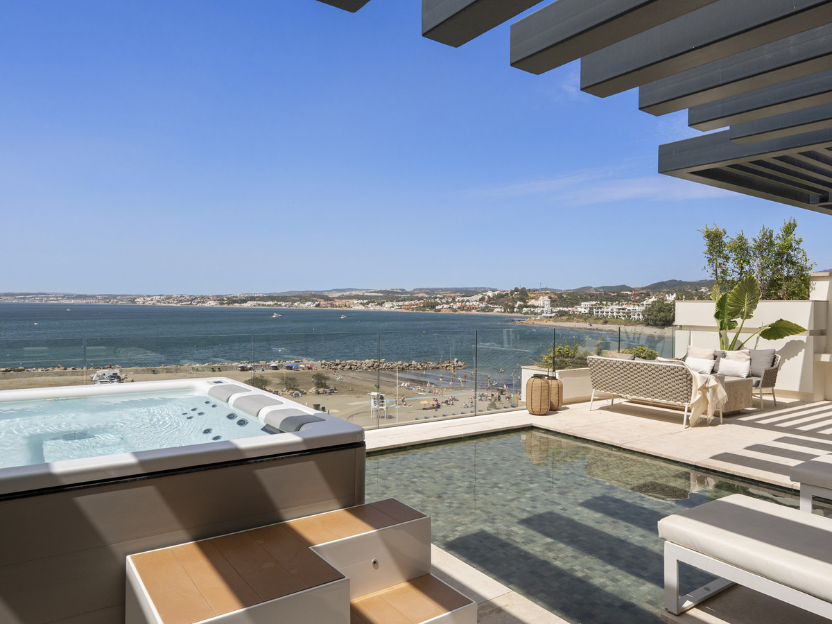 2 Bed Apartment for sale in Estepona Costa Del Sol, Málaga, Spain
