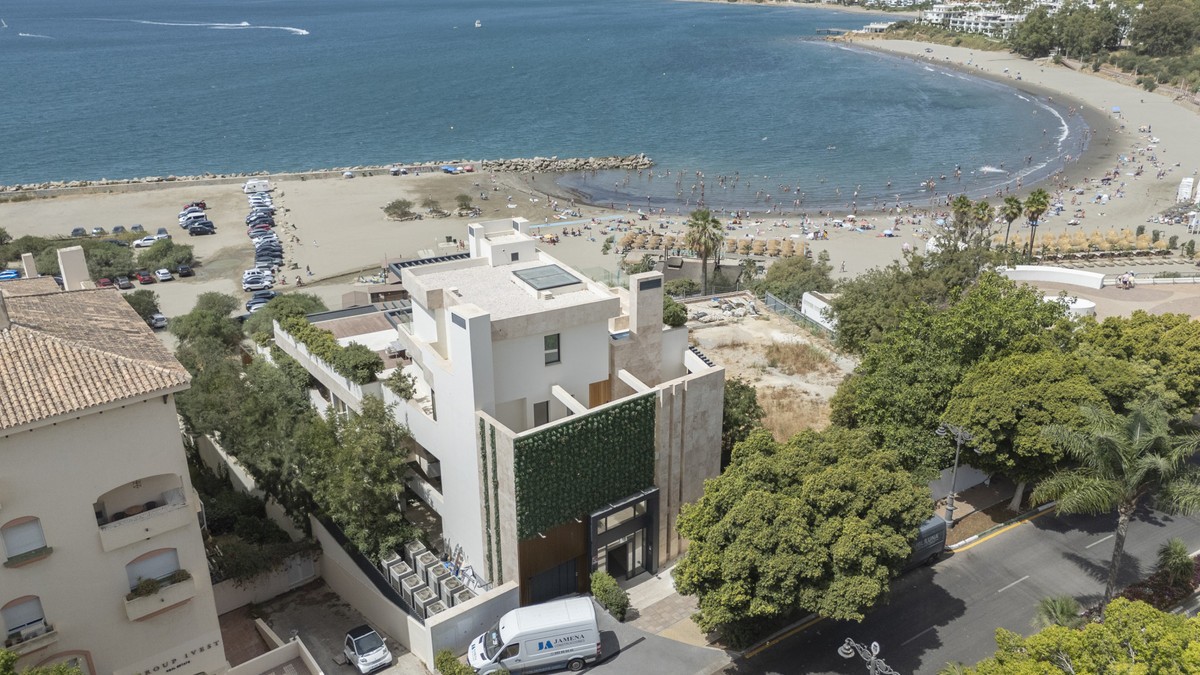 2 Bed Apartment for sale in Estepona Costa Del Sol, Málaga, Spain