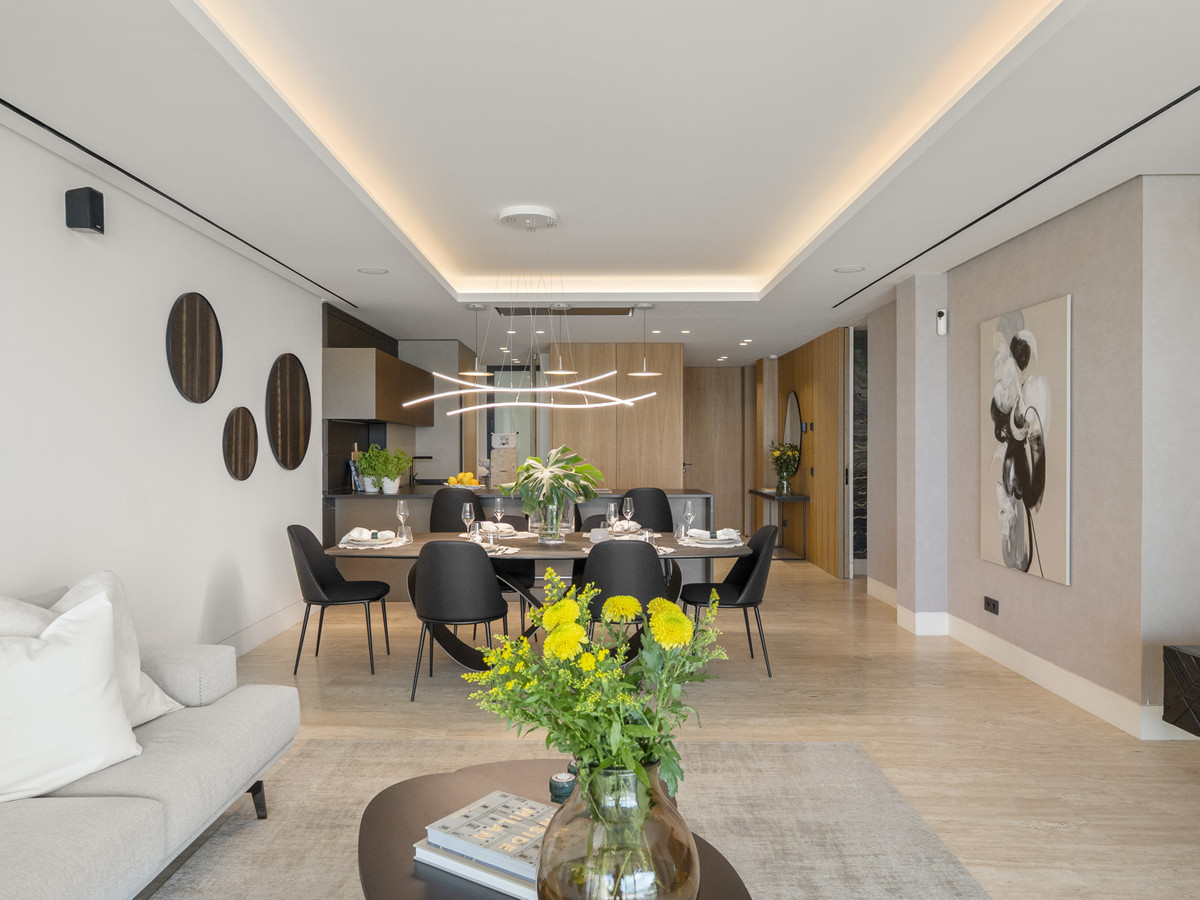 2 Bed Apartment for sale in Estepona Costa Del Sol, Málaga, Spain