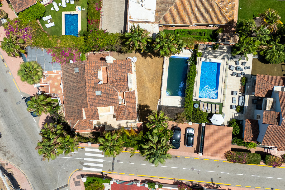 5 Bed Townhouse for sale in Cortijo Blanco Costa Del Sol, Málaga, Spain