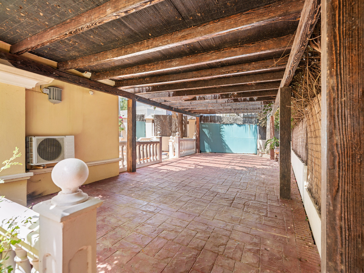 5 Bed Townhouse for sale in Cortijo Blanco Costa Del Sol, Málaga, Spain