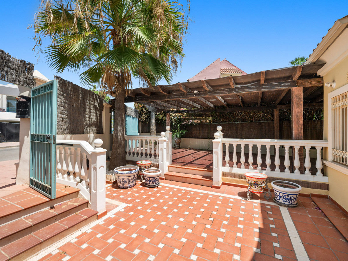 5 Bed Townhouse for sale in Cortijo Blanco Costa Del Sol, Málaga, Spain