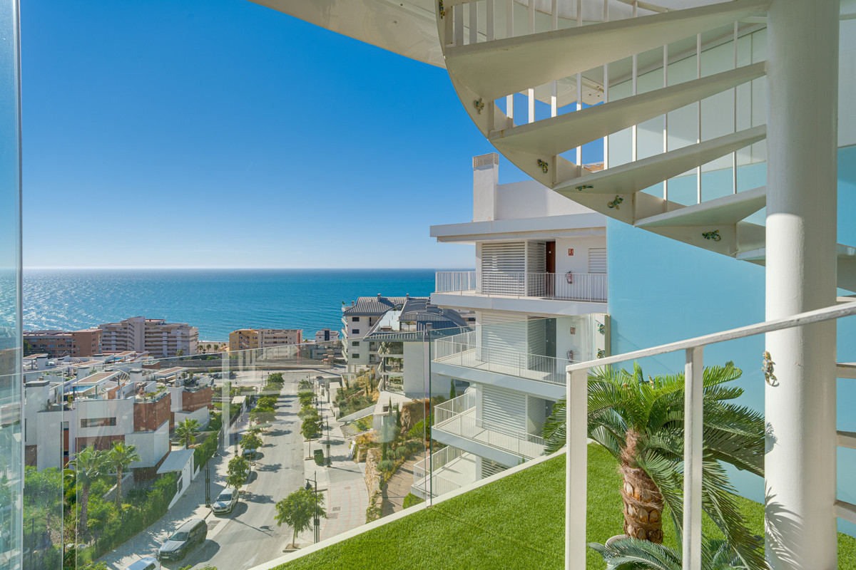 2 Bed Apartment for sale in Fuengirola Costa Del Sol, Málaga, Spain