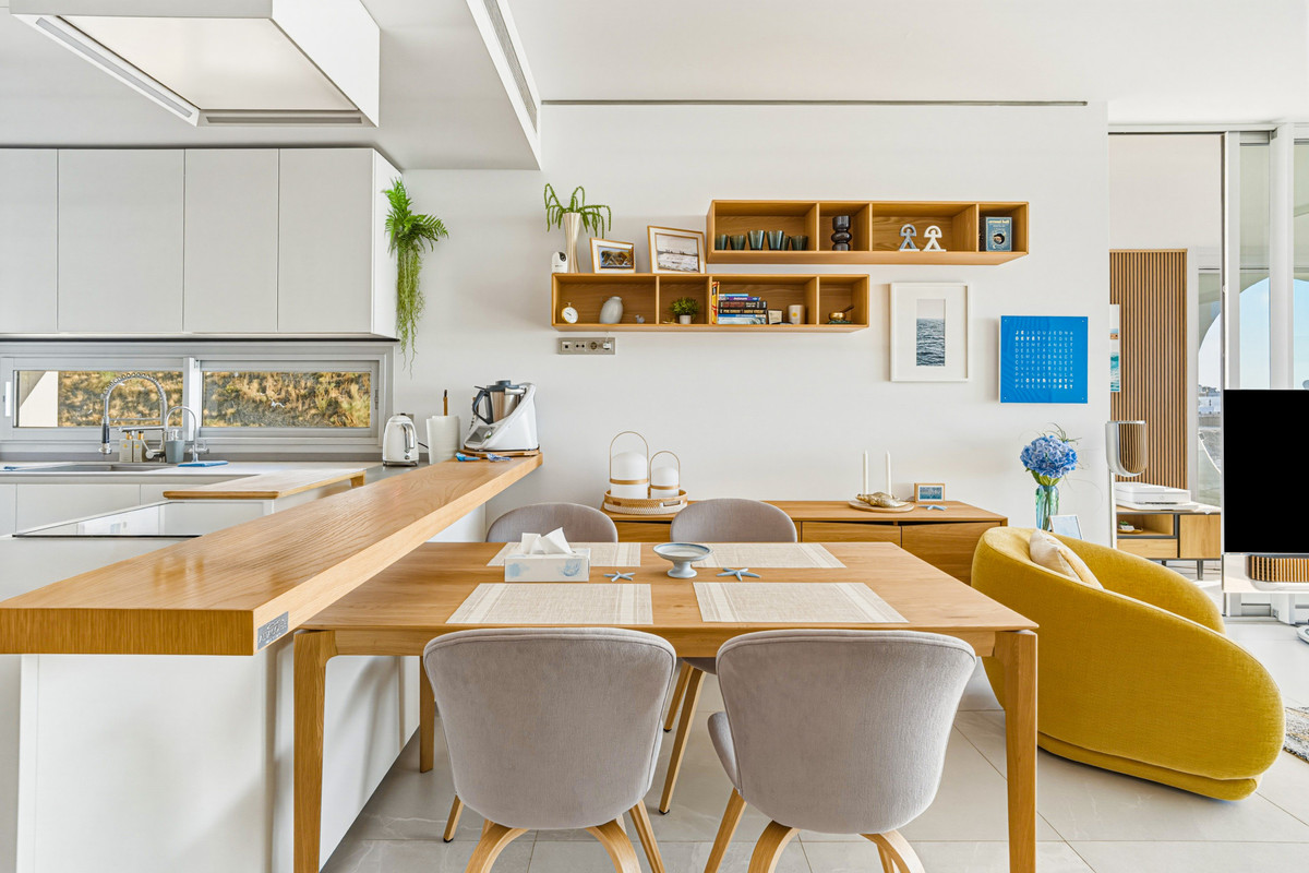 2 Bed Apartment for sale in Fuengirola Costa Del Sol, Málaga, Spain