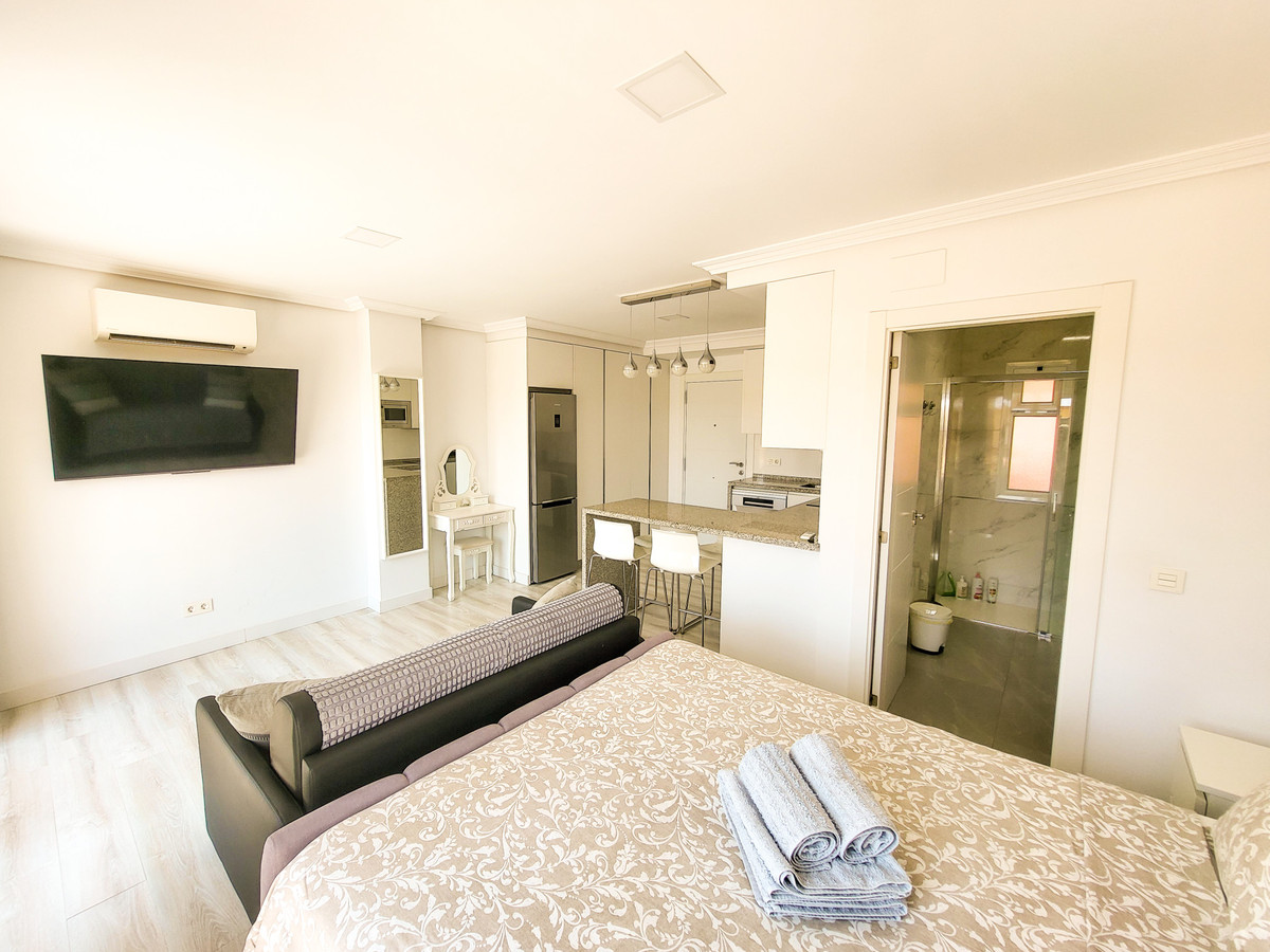 Se vende Estudio Planta Media de 1 dormitorios en Costa Del Sol, Málaga, España