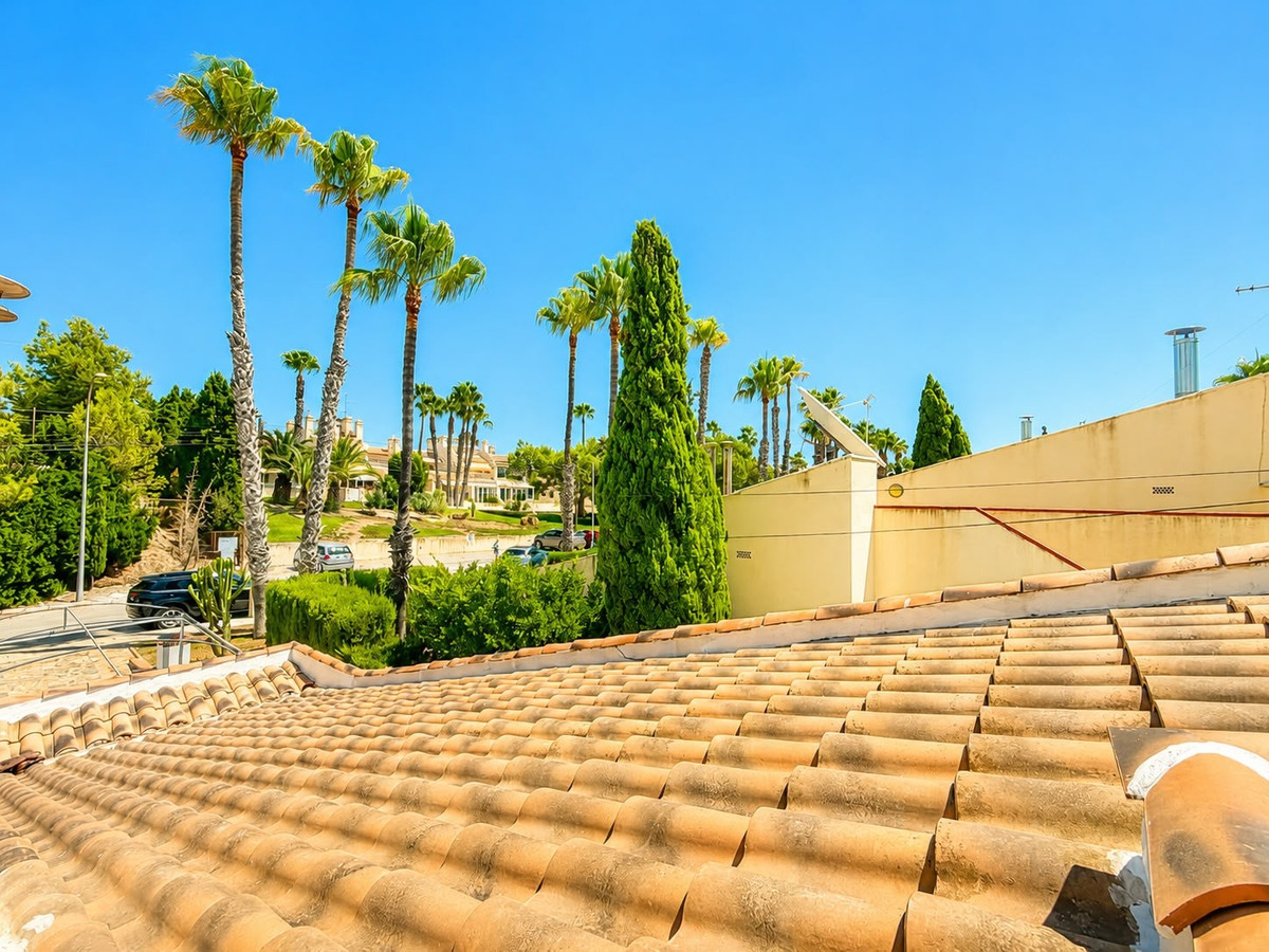 Se vende Villa - Chalet de 3 dormitorios en Costa Blanca, Alicante, España