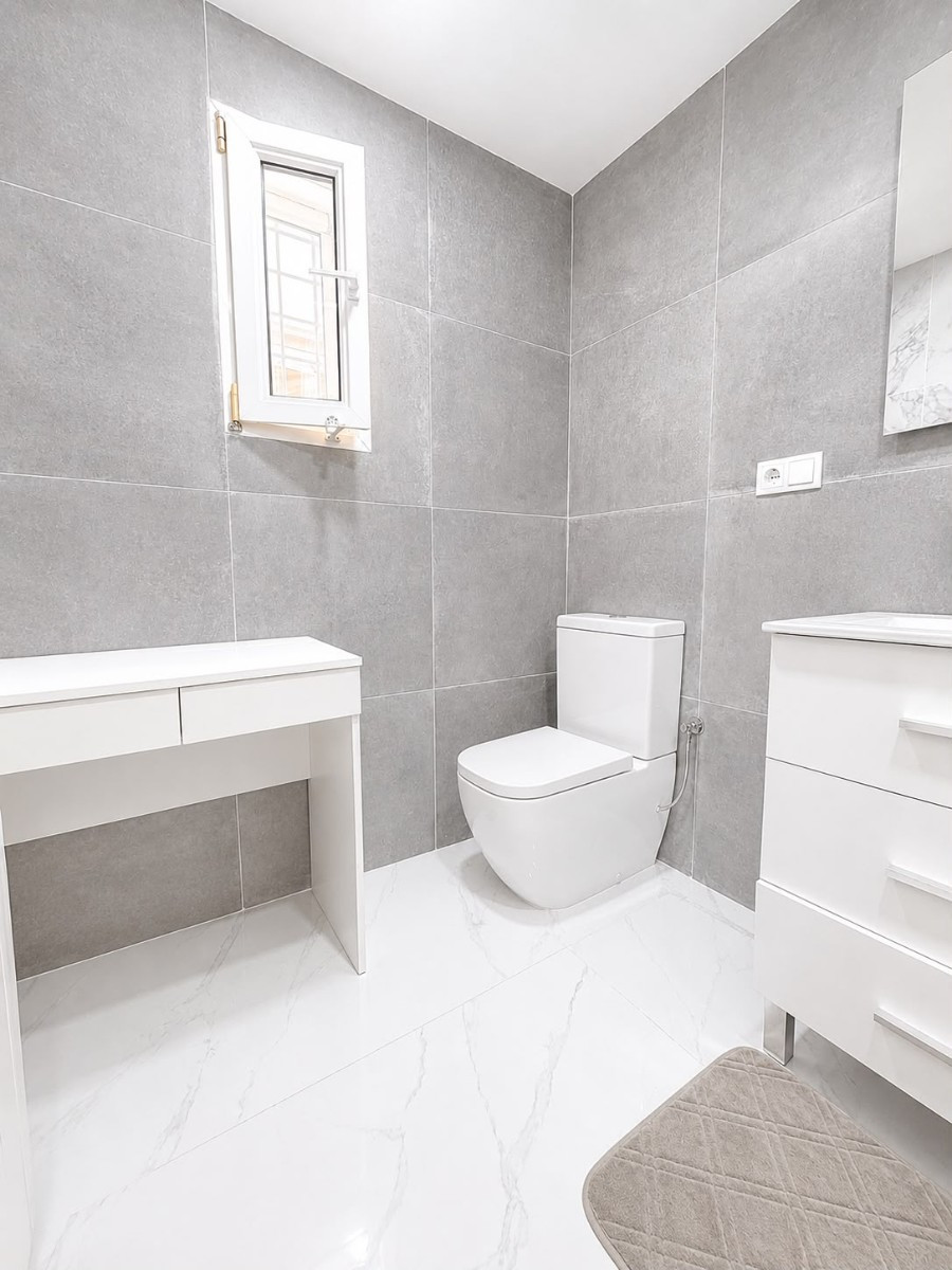 Se vende Villa - Chalet de 3 dormitorios en Costa Blanca, Alicante, España