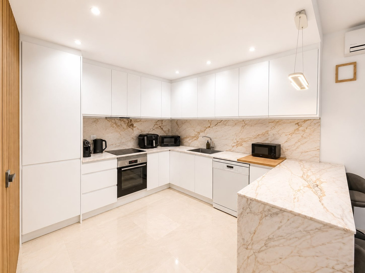 Se vende Villa - Chalet de 3 dormitorios en Costa Blanca, Alicante, España