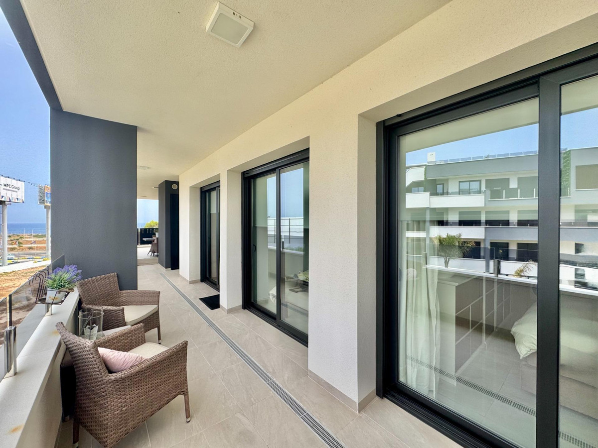 Se vende Apartamento Planta Media de 3 dormitorios en Costa Blanca, Alicante, España