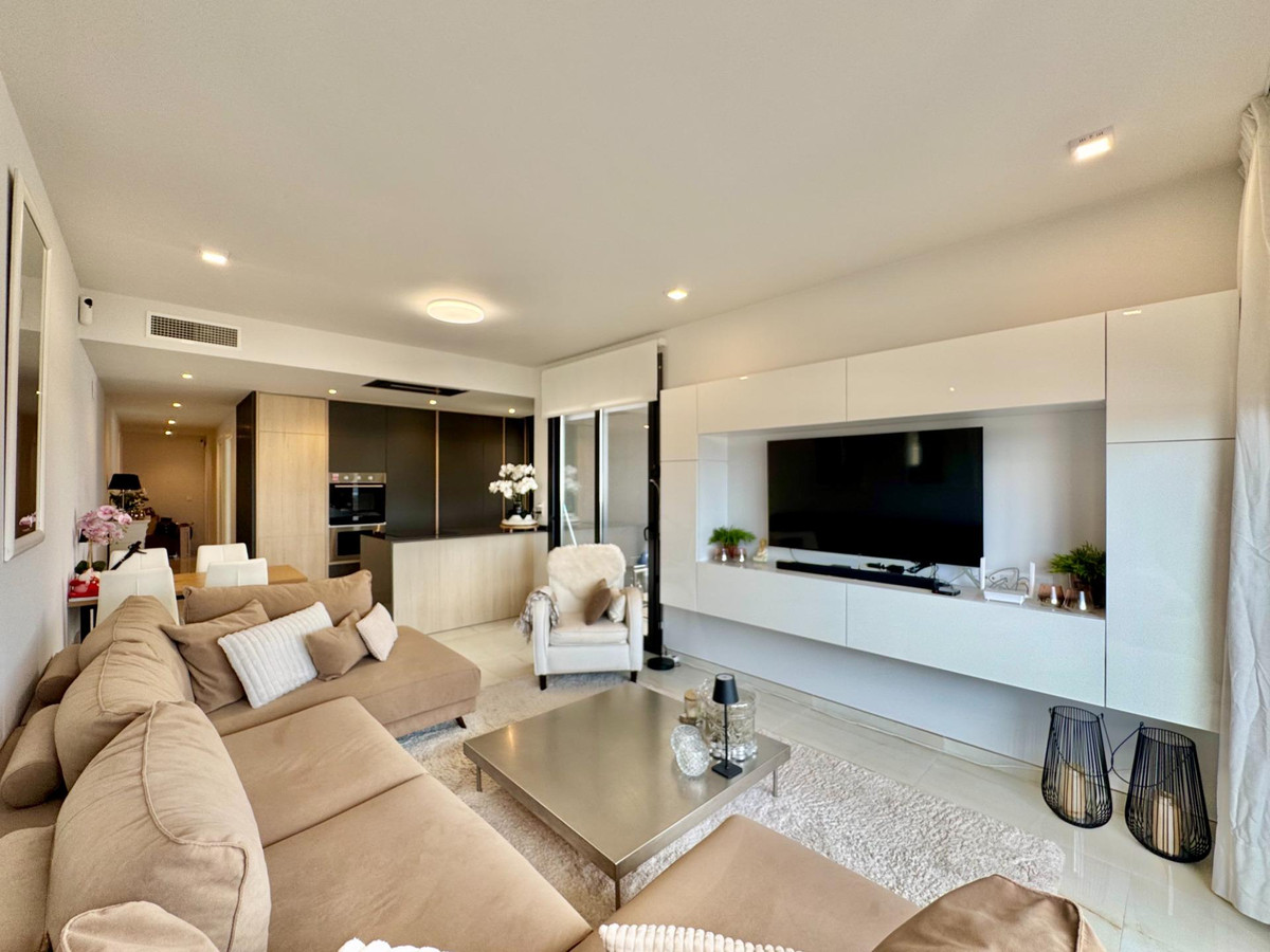 Se vende Apartamento Planta Media de 3 dormitorios en Costa Blanca, Alicante, España