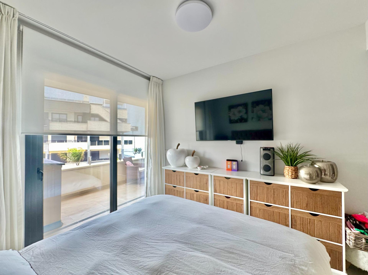 Se vende Apartamento Planta Media de 3 dormitorios en Costa Blanca, Alicante, España
