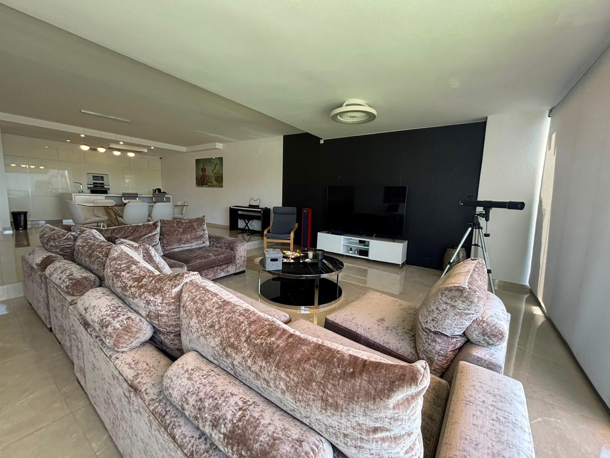 4 Bed Townhouse for sale in Santa Clara Costa Del Sol, Málaga, Spain