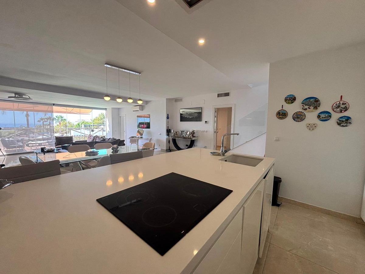 4 Bed Townhouse for sale in Santa Clara Costa Del Sol, Málaga, Spain