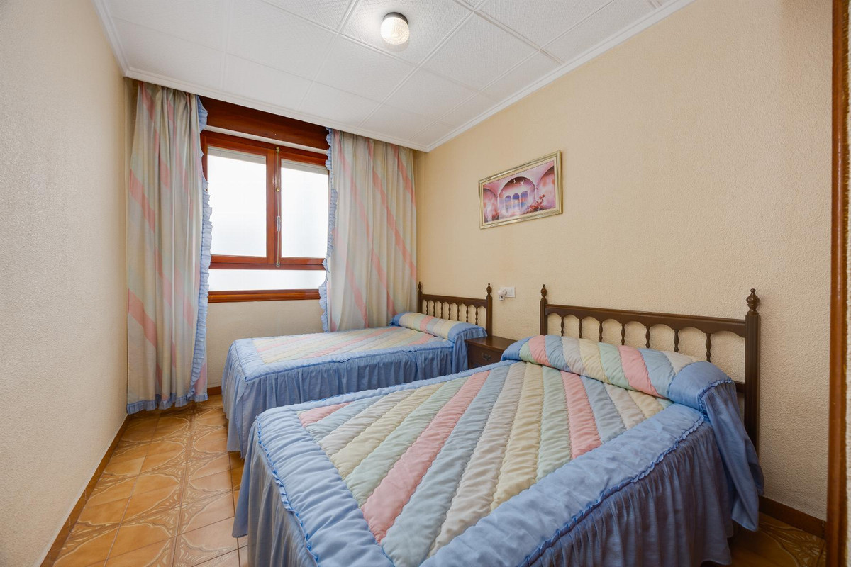 3 Bed Apartment for sale in Torrevieja Costa Blanca, Alicante, Spain