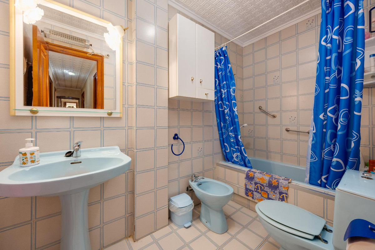 3 Bed Apartment for sale in Torrevieja Costa Blanca, Alicante, Spain