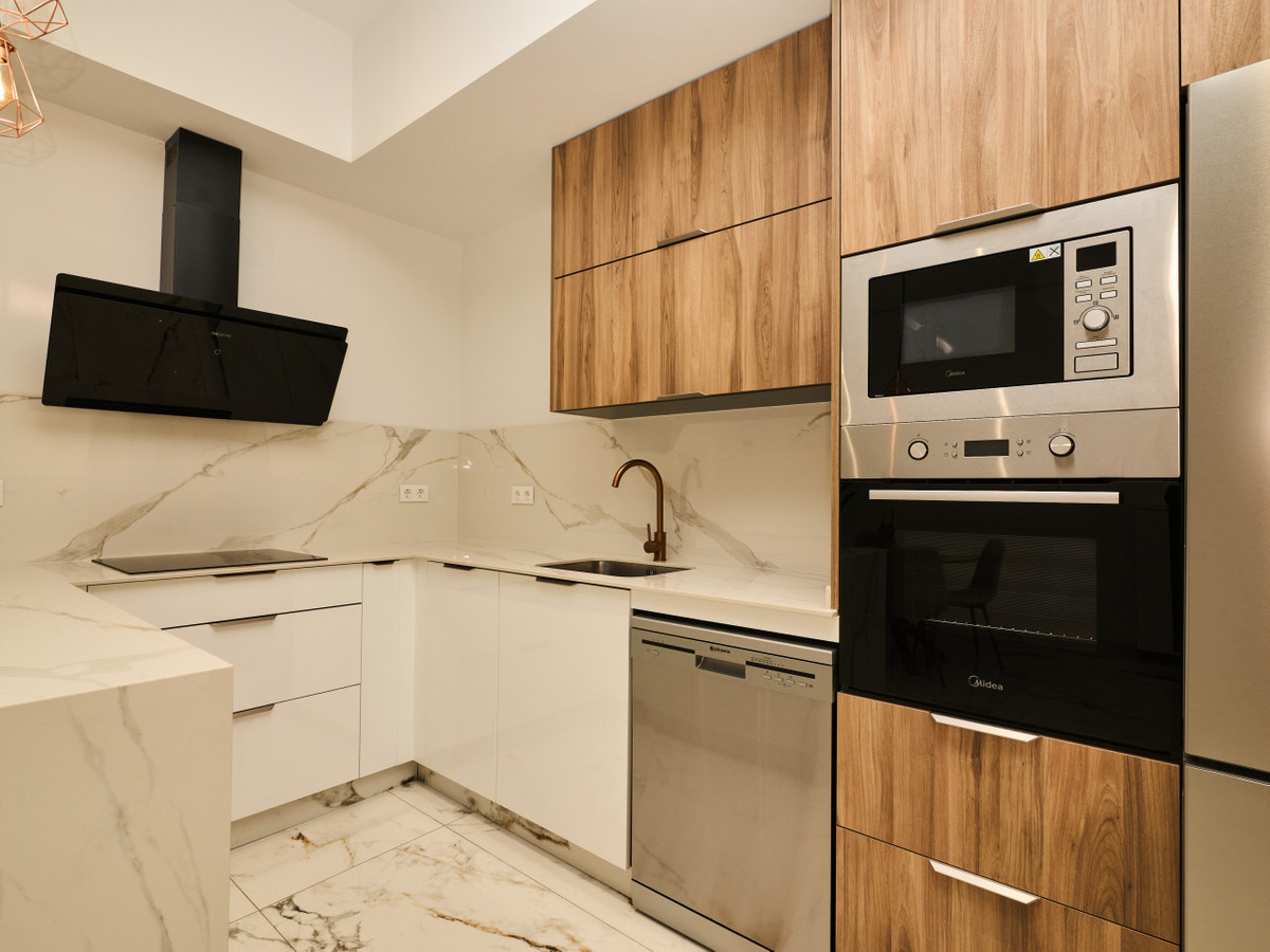 2 Bed Apartment for sale in Torrevieja Costa Blanca, Alicante, Spain