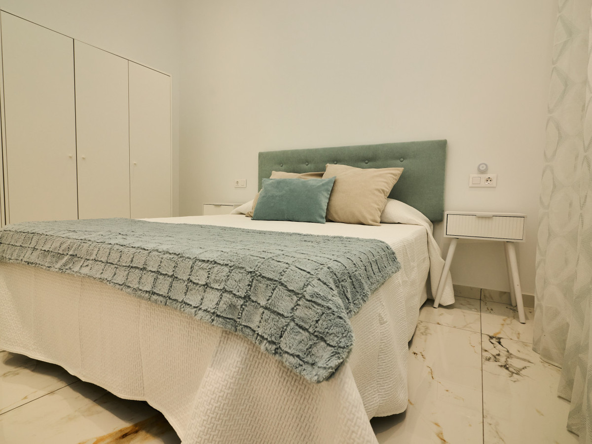 2 Bed Apartment for sale in Torrevieja Costa Blanca, Alicante, Spain