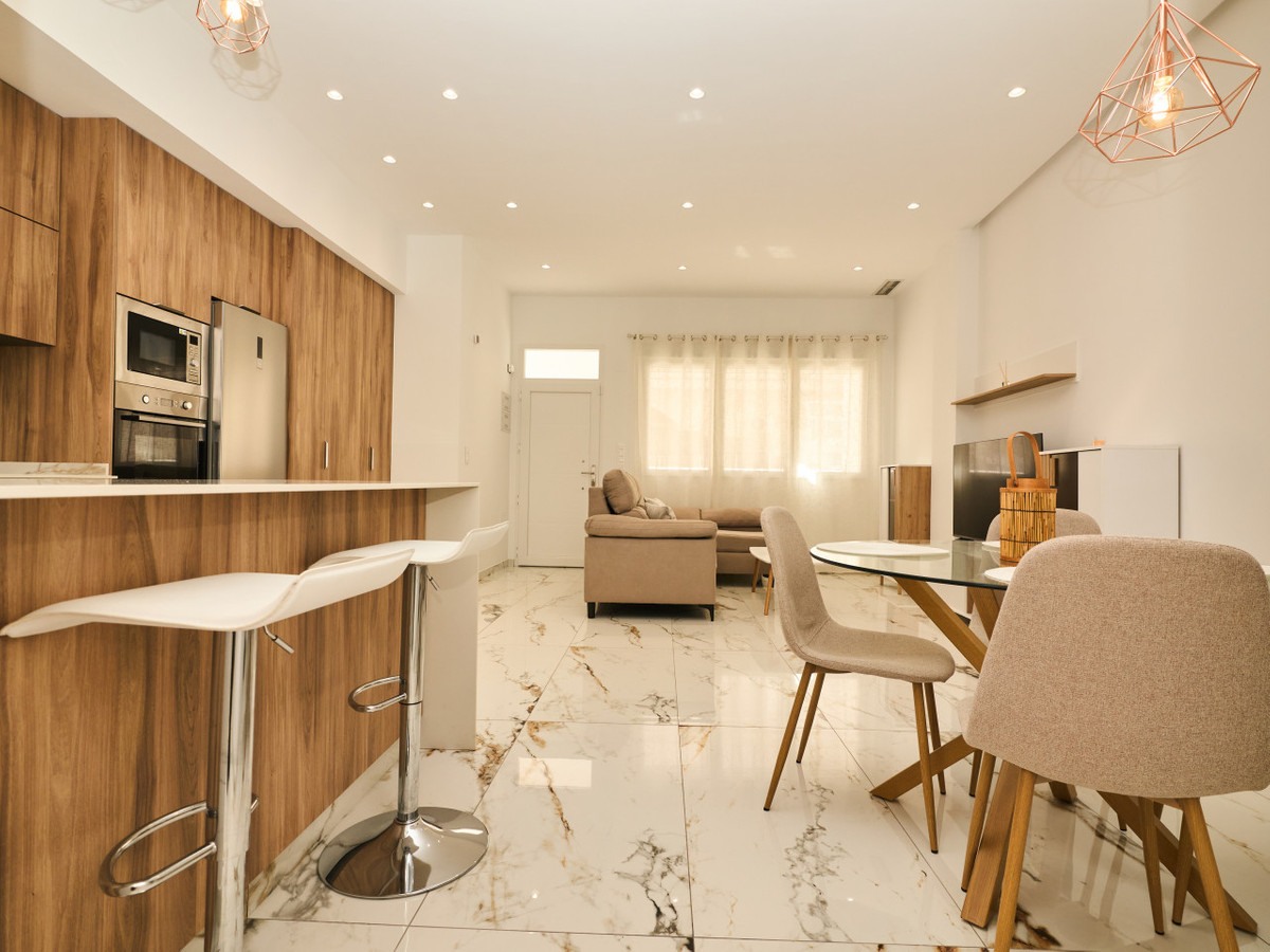 2 Bed Apartment for sale in Torrevieja Costa Blanca, Alicante, Spain