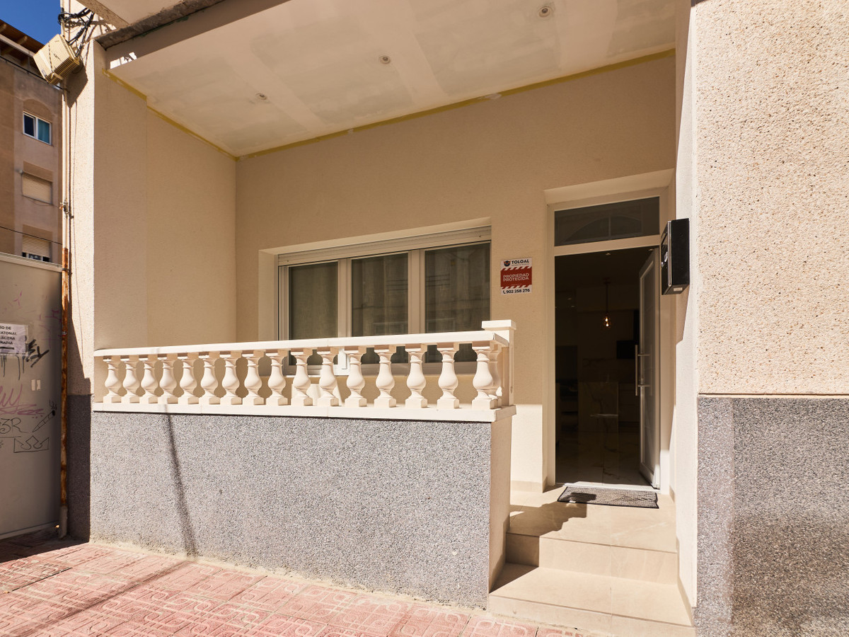 2 Bed Apartment for sale in Torrevieja Costa Blanca, Alicante, Spain