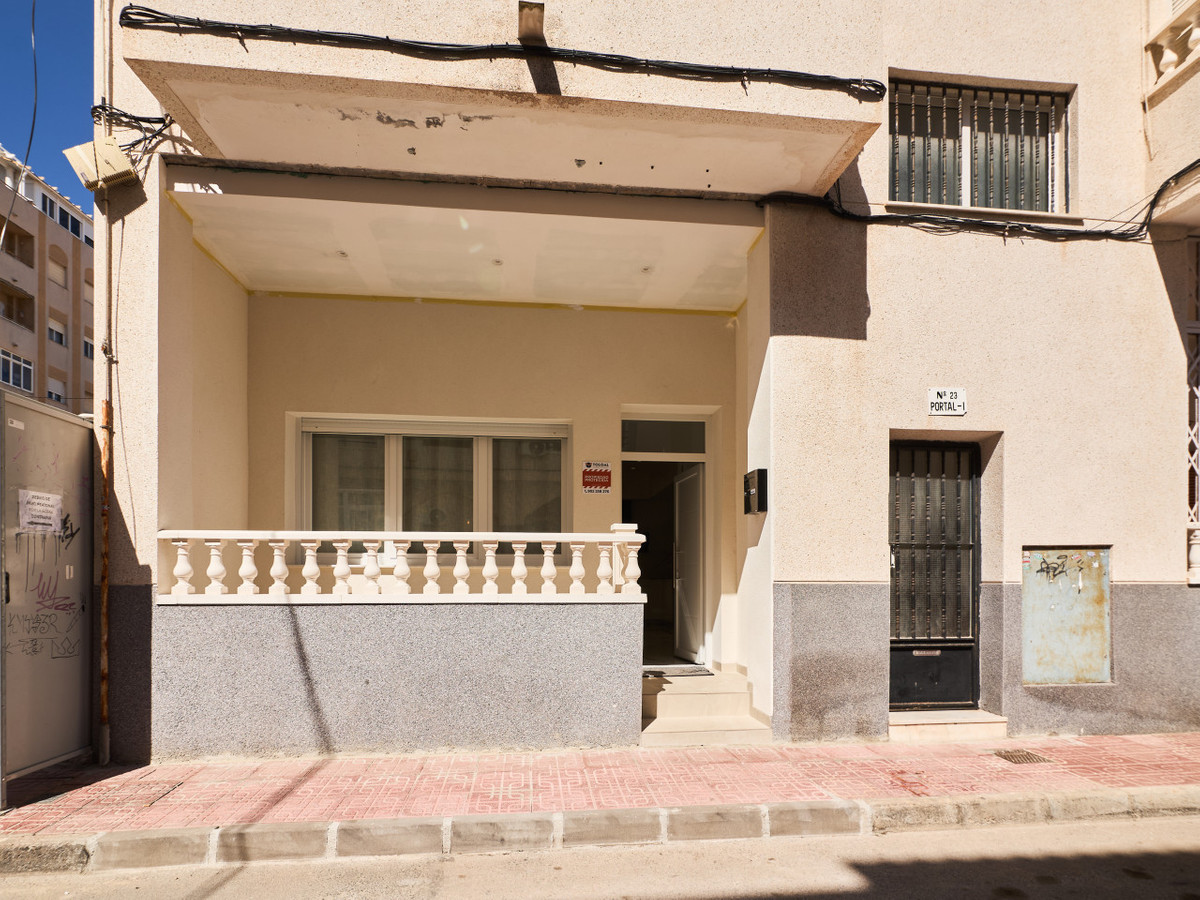 2 Bed Apartment for sale in Torrevieja Costa Blanca, Alicante, Spain