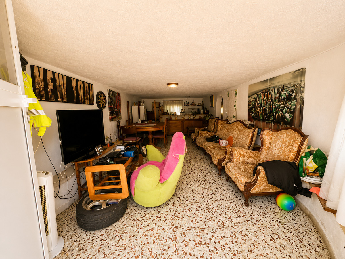 Se vende Villa - Chalet de 5 dormitorios en Costa Blanca, Alicante, España