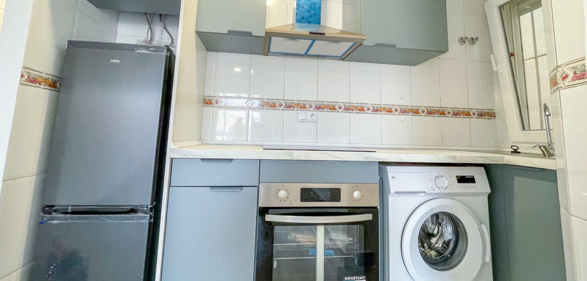 Se vende Apartamento Planta Media de 2 dormitorios en Costa Blanca, Alicante, España