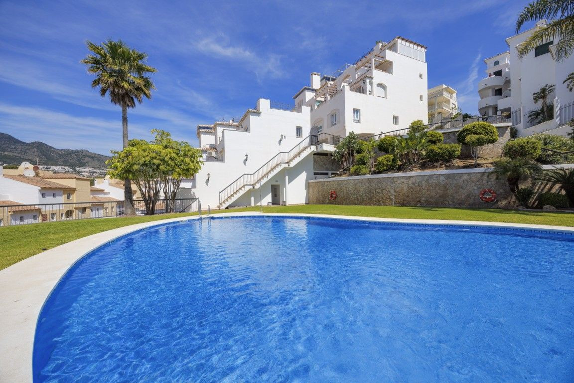 3 Bed Apartment for sale in Benalmadena Costa Del Sol, Málaga, Spain