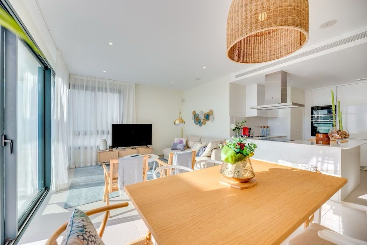 3 Bed Apartment for sale in Estepona Costa Del Sol, Málaga, Spain