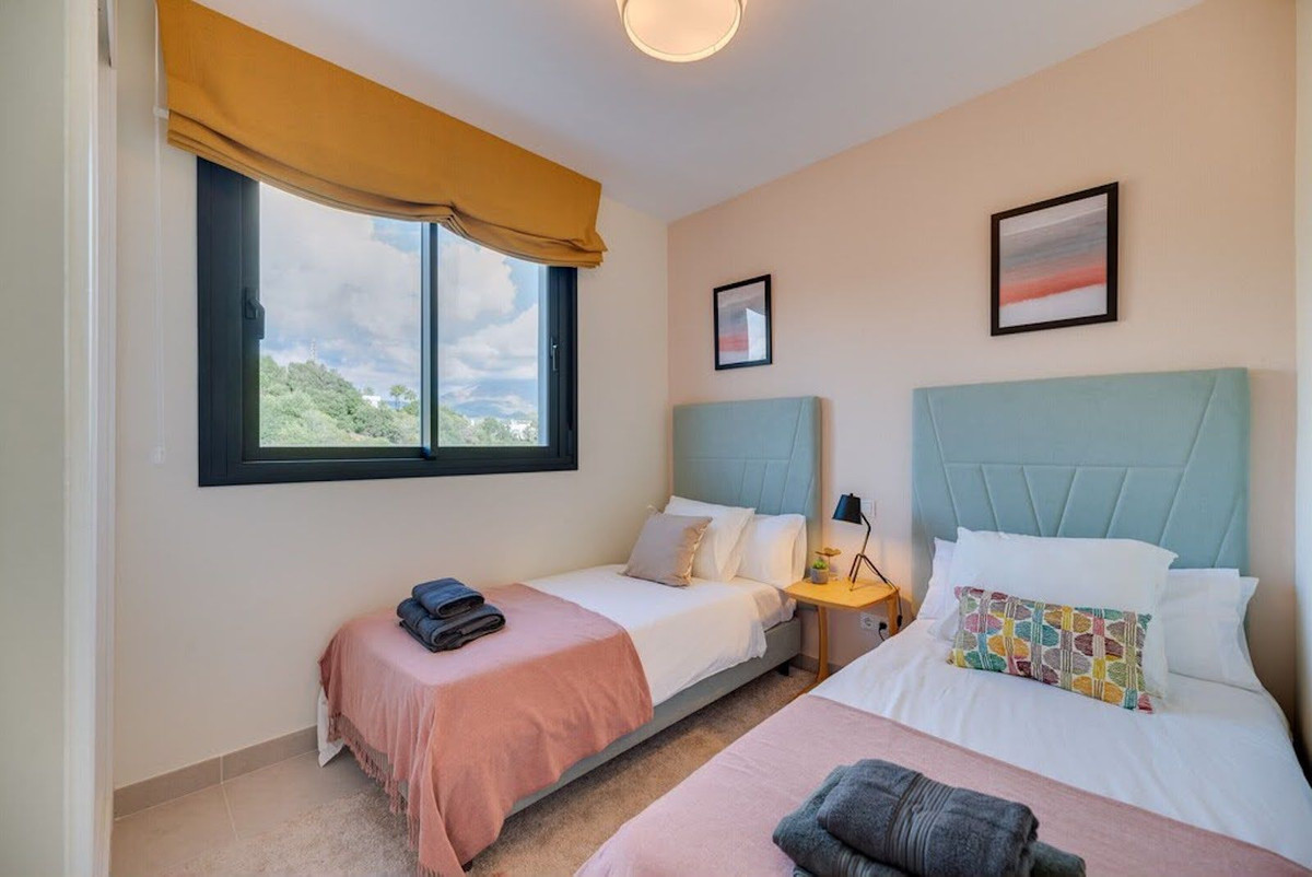 3 Bed Apartment for sale in Estepona Costa Del Sol, Málaga, Spain