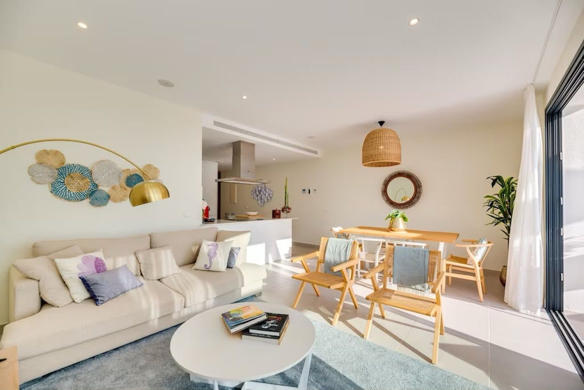 3 Bed Apartment for sale in Estepona Costa Del Sol, Málaga, Spain