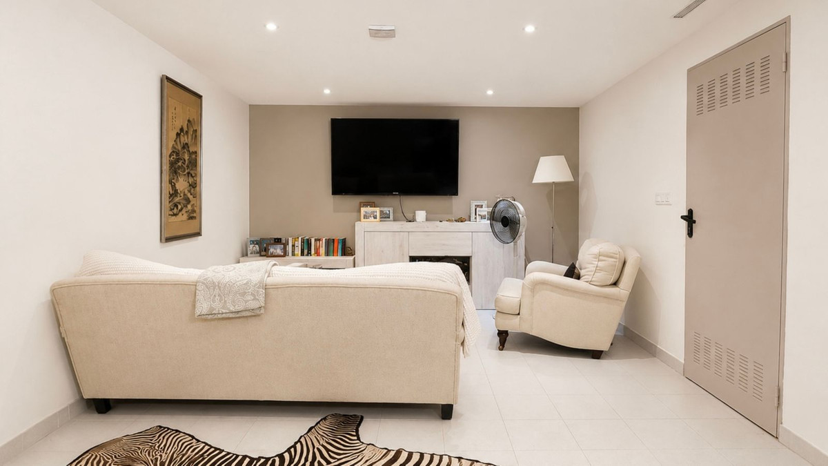 Se vende Pareada de 4 dormitorios en Costa Del Sol, Cadiz, España