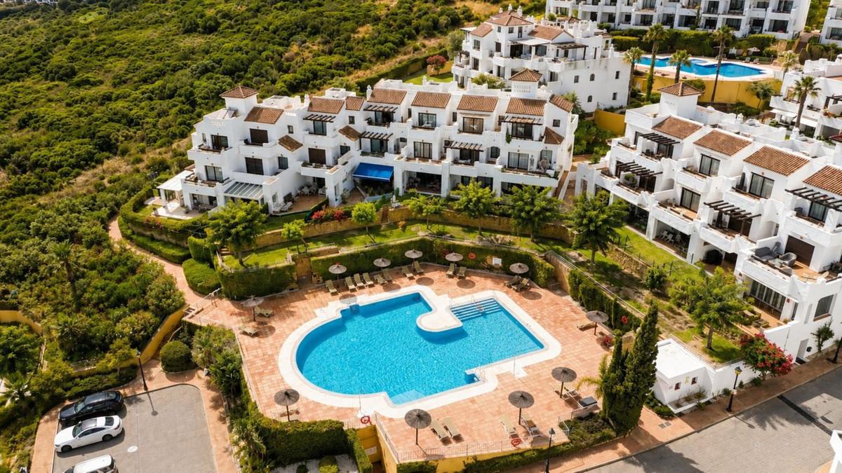 Se vende Pareada de 4 dormitorios en Costa Del Sol, Cadiz, España