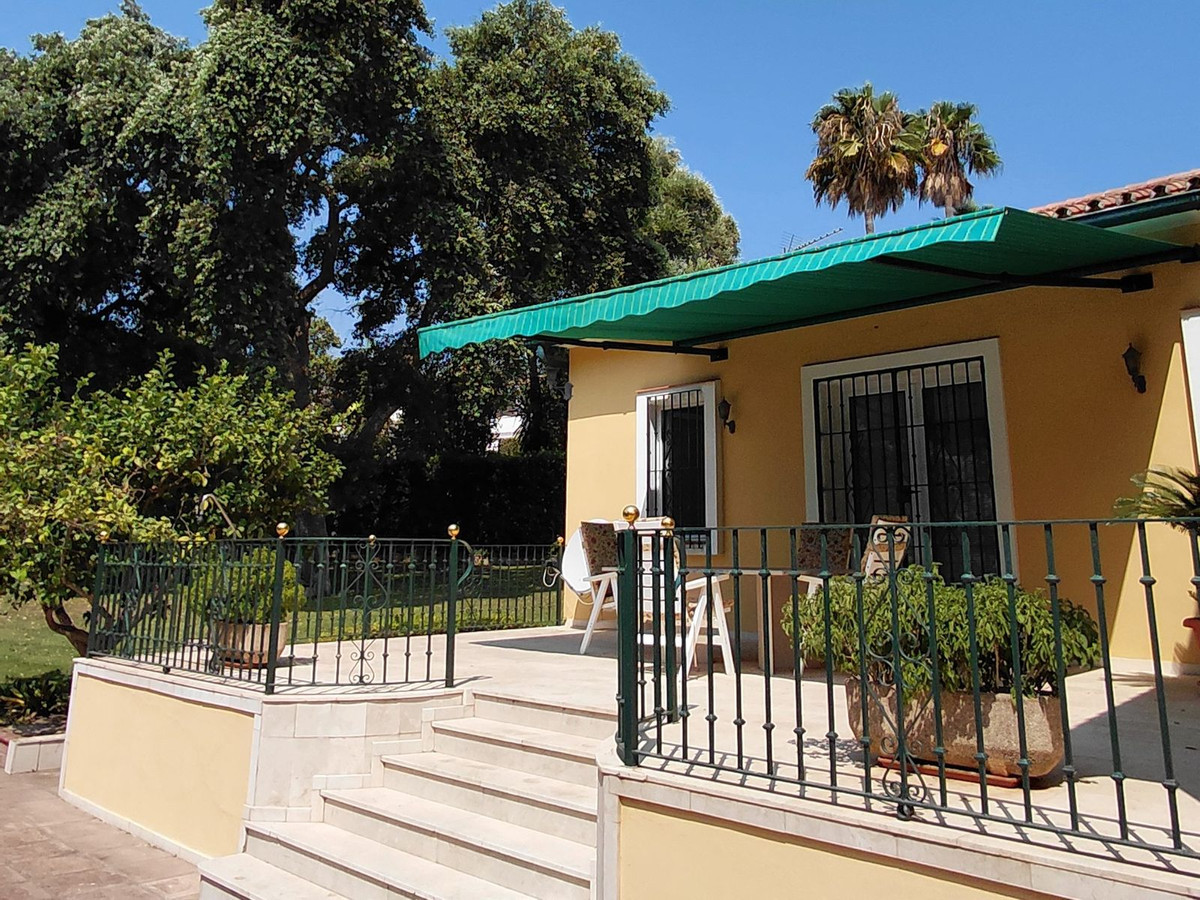 5 Bed Townhouse for sale in Sotogrande Costa Costa Del Sol, Cádiz, Spain
