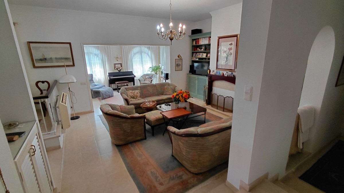 5 Bed Townhouse for sale in Sotogrande Costa Costa Del Sol, Cádiz, Spain