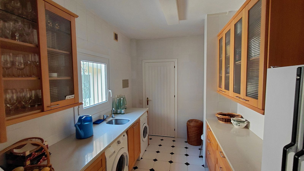 5 Bed Townhouse for sale in Sotogrande Costa Costa Del Sol, Cádiz, Spain