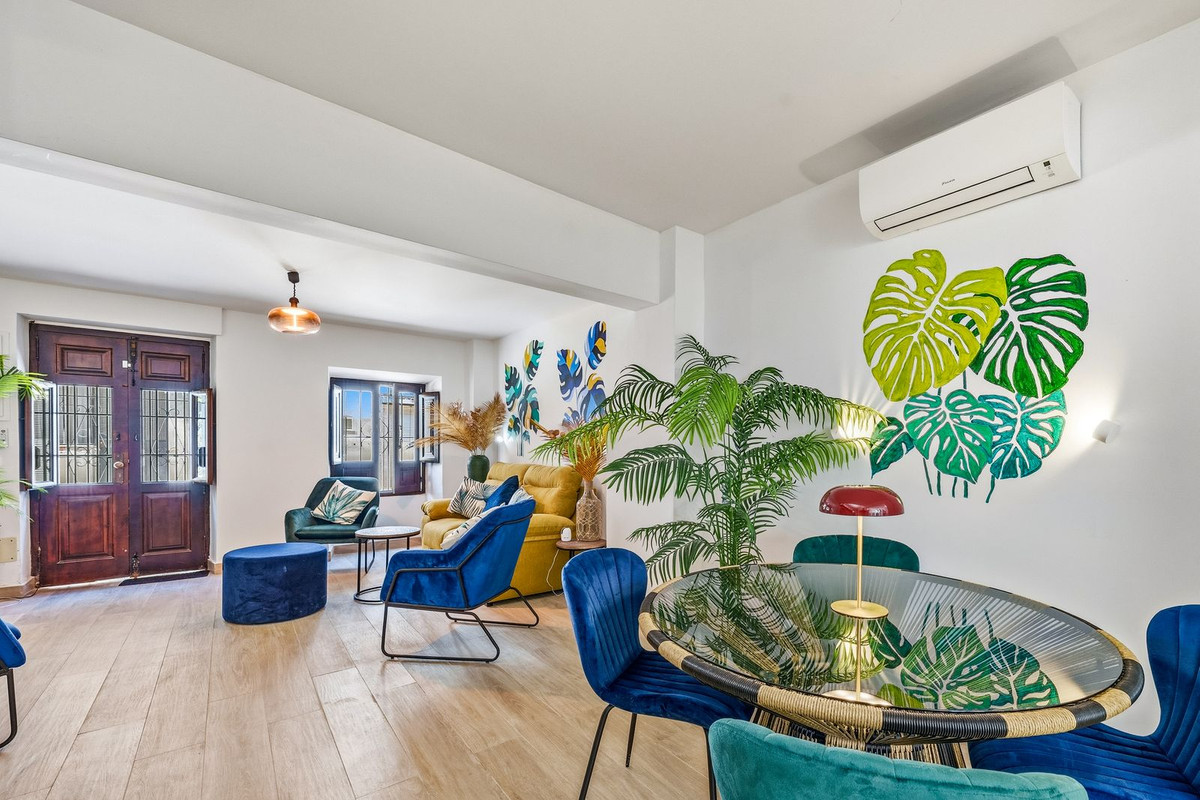 4 Bed Townhouse for sale in Estepona Costa Del Sol, Málaga, Spain