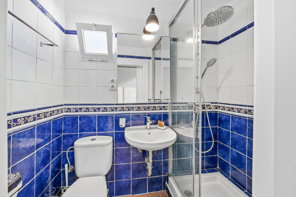 4 Bed Townhouse for sale in Estepona Costa Del Sol, Málaga, Spain