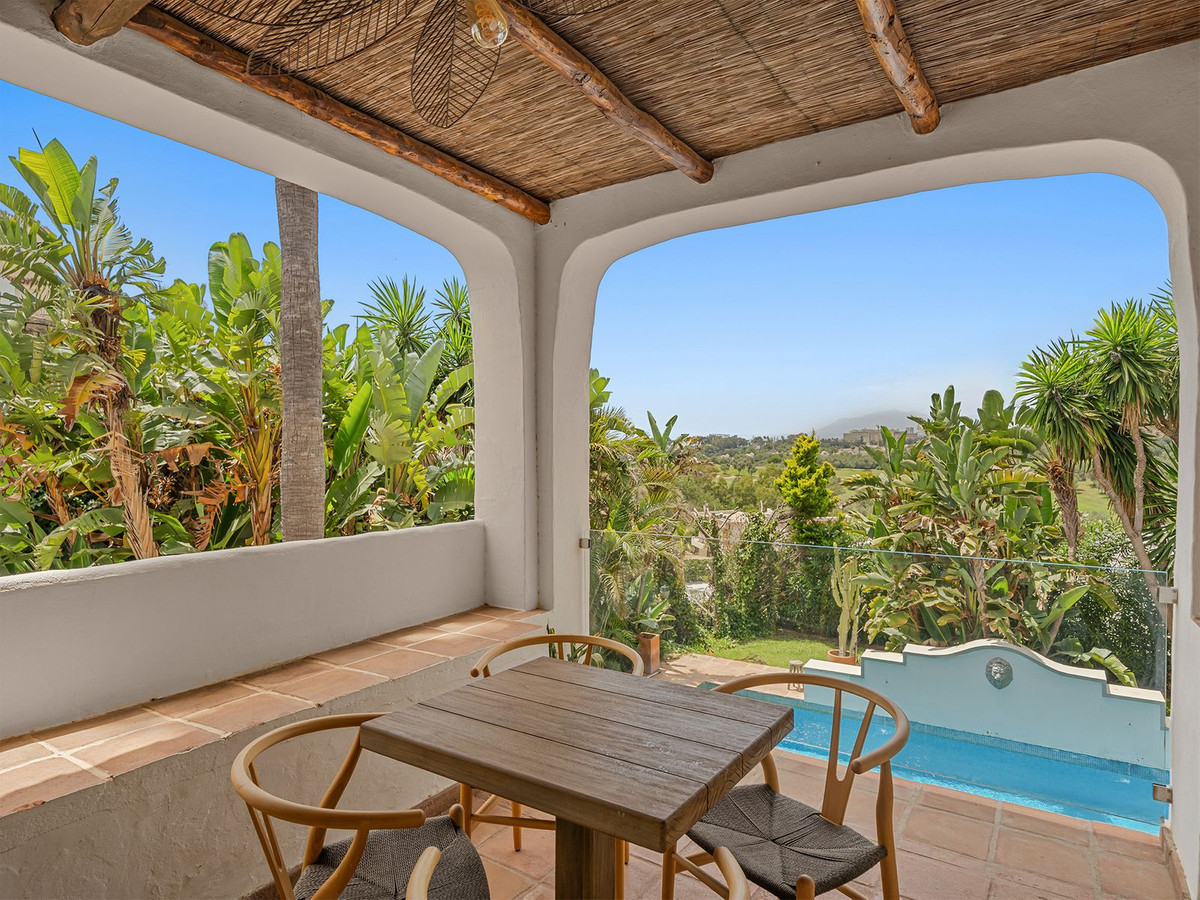 8 Bed Townhouse for sale in El Rosario Costa Del Sol, Málaga, Spain