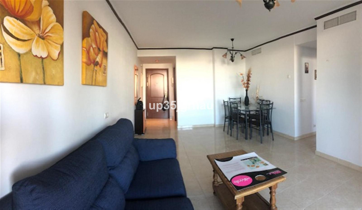 Se vende Apartamento Planta Media de 2 dormitorios en Costa Del Sol, Málaga, España