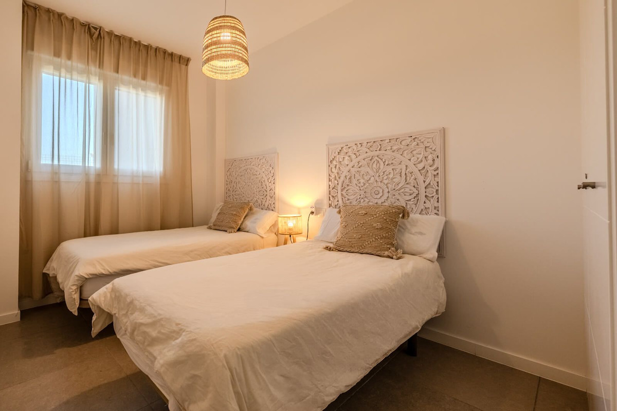 3 Bed Apartment for sale in Estepona Costa Del Sol, Málaga, Spain