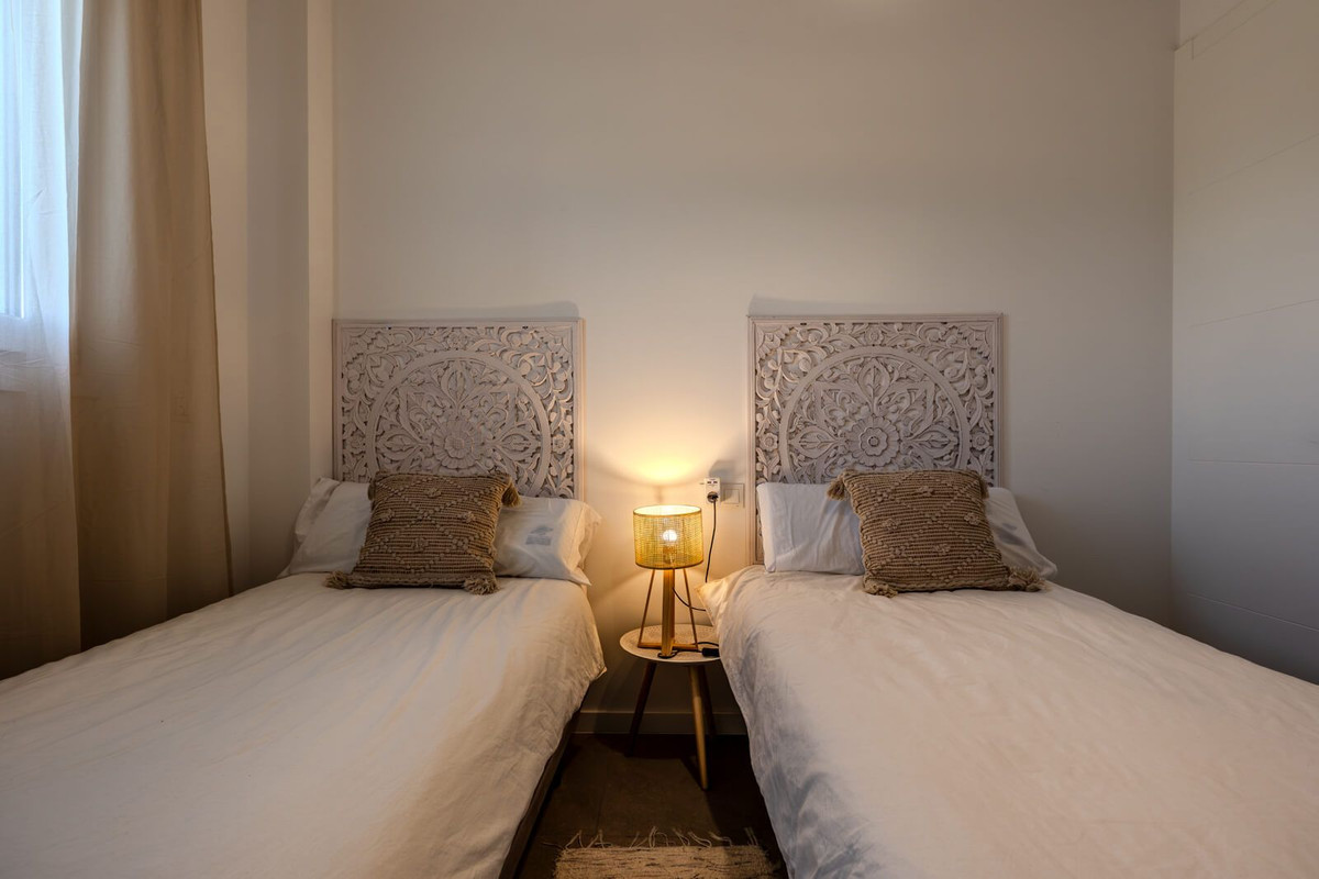 3 Bed Apartment for sale in Estepona Costa Del Sol, Málaga, Spain