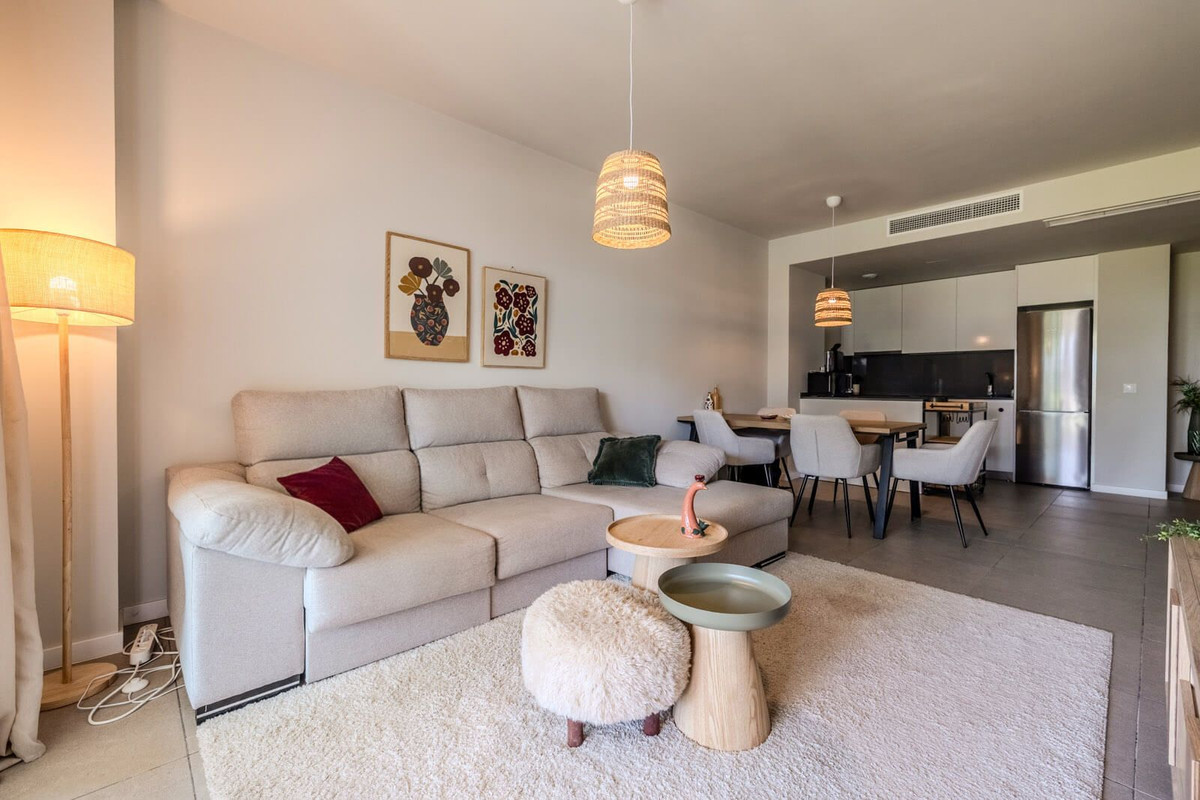3 Bed Apartment for sale in Estepona Costa Del Sol, Málaga, Spain